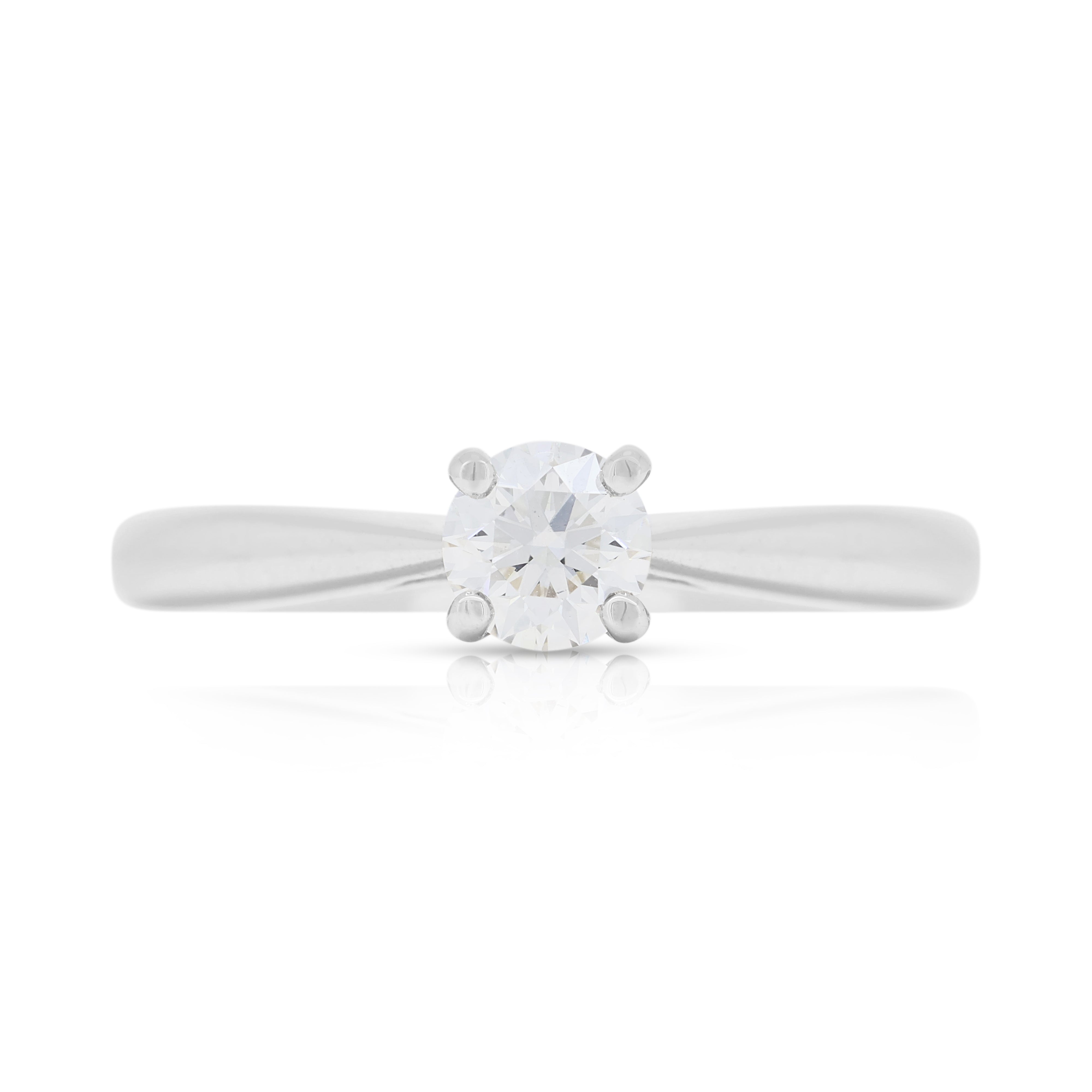 Elegant 0.27ct Solitaire Diamond Ring in Platinum - GIA Certified
