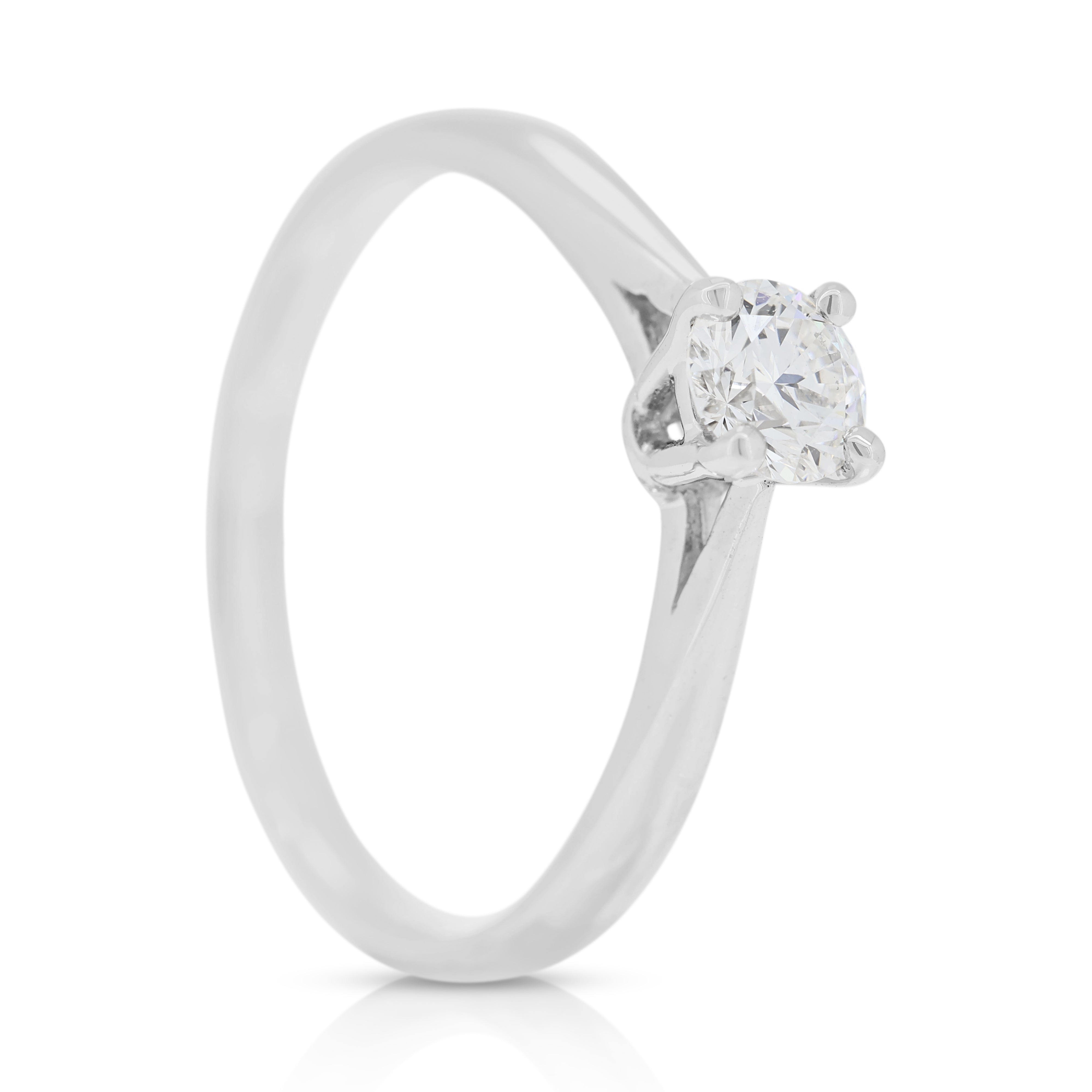 Elegant 0.27ct Solitaire Diamond Ring in Platinum - GIA Certified