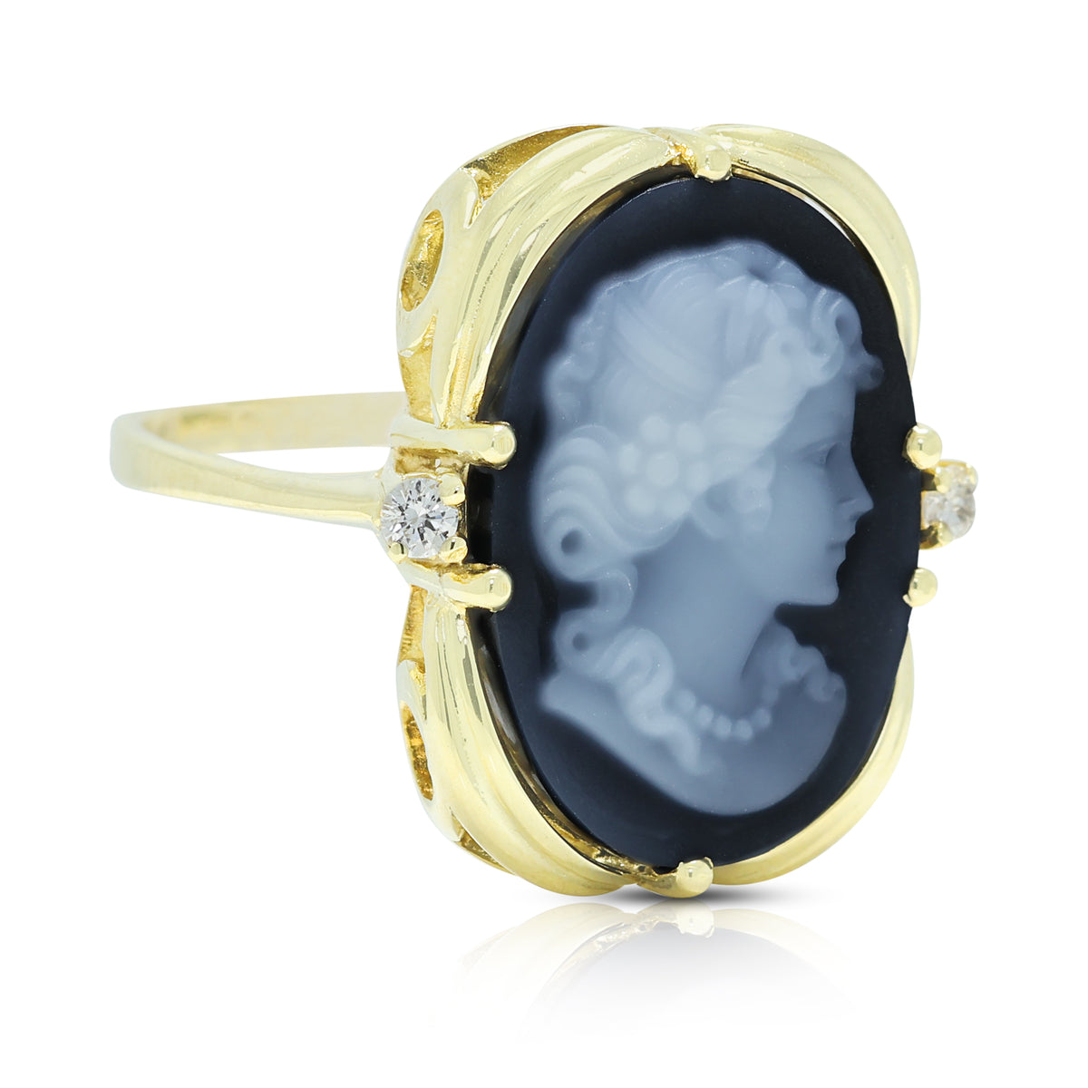 Enchanting Carved Blue Agate Cameo and 0.06ct Natural Diamond Ring in 14K Yellow Gold