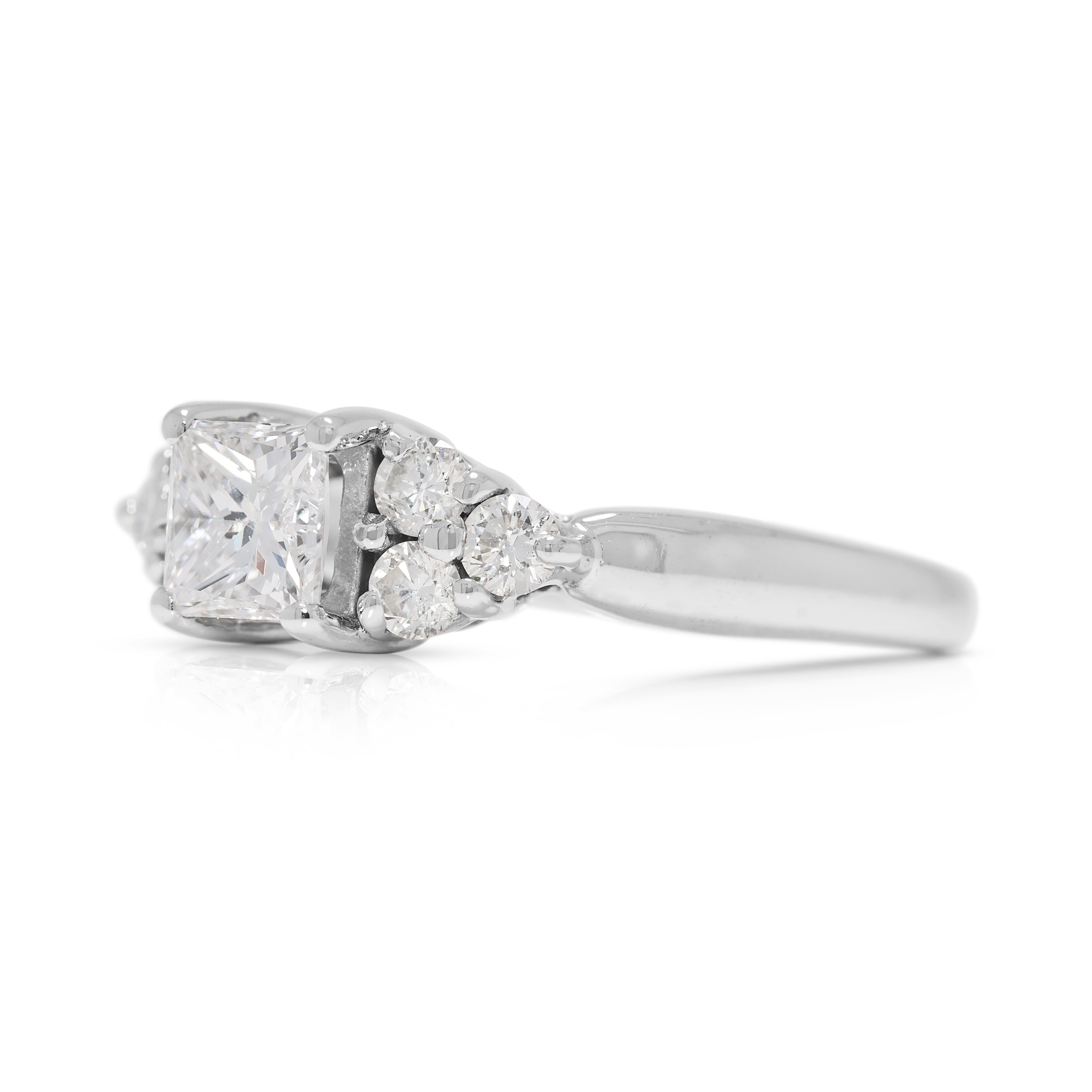 Breathtaking 0.76ct Natural Diamond 18K White Gold Ring