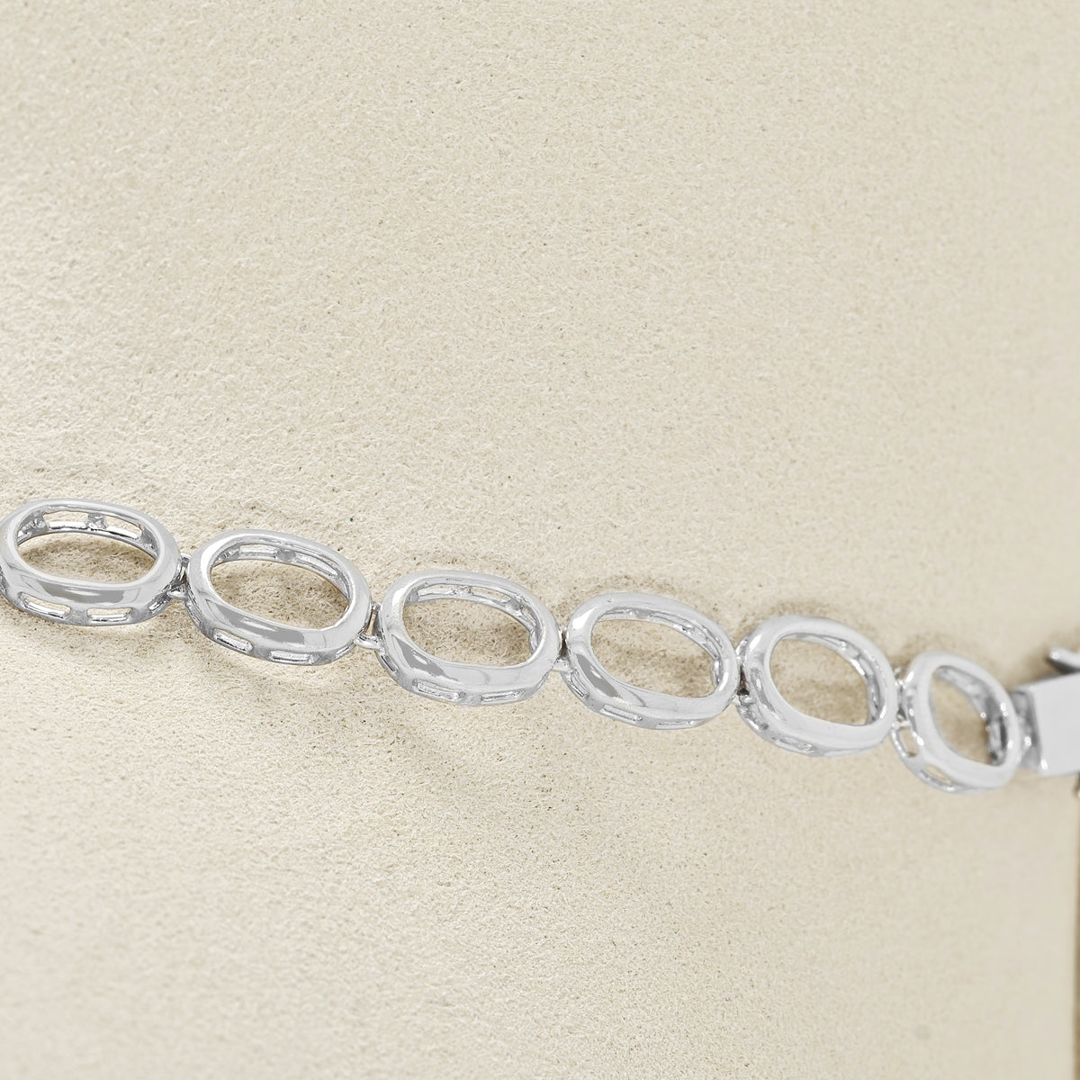 Resplendent 9.40ct Emerald and 6.07ct Natural Diamond Double Row Halo Collar Necklace in 18K White Gold