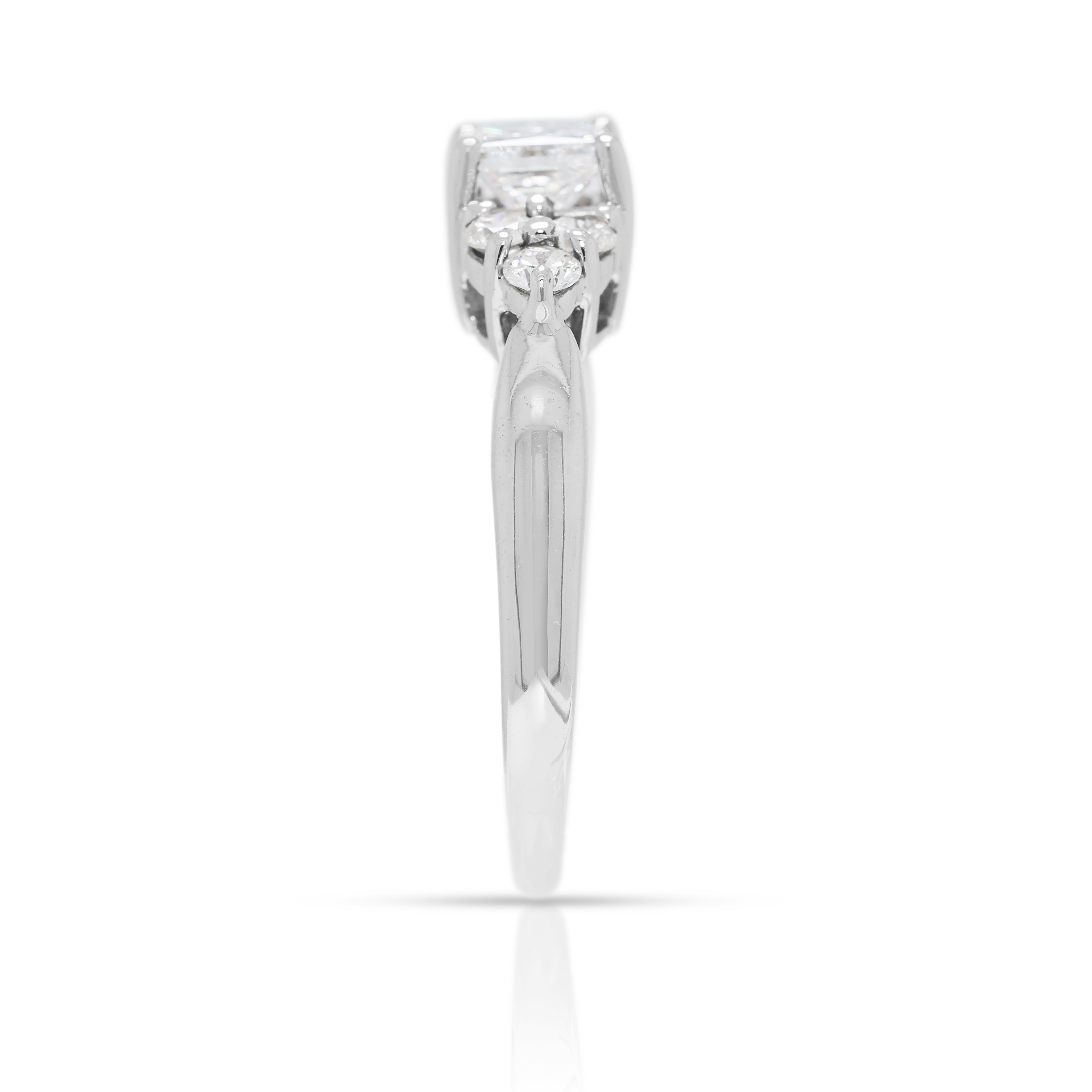 Breathtaking 0.76ct Natural Diamond 18K White Gold Ring