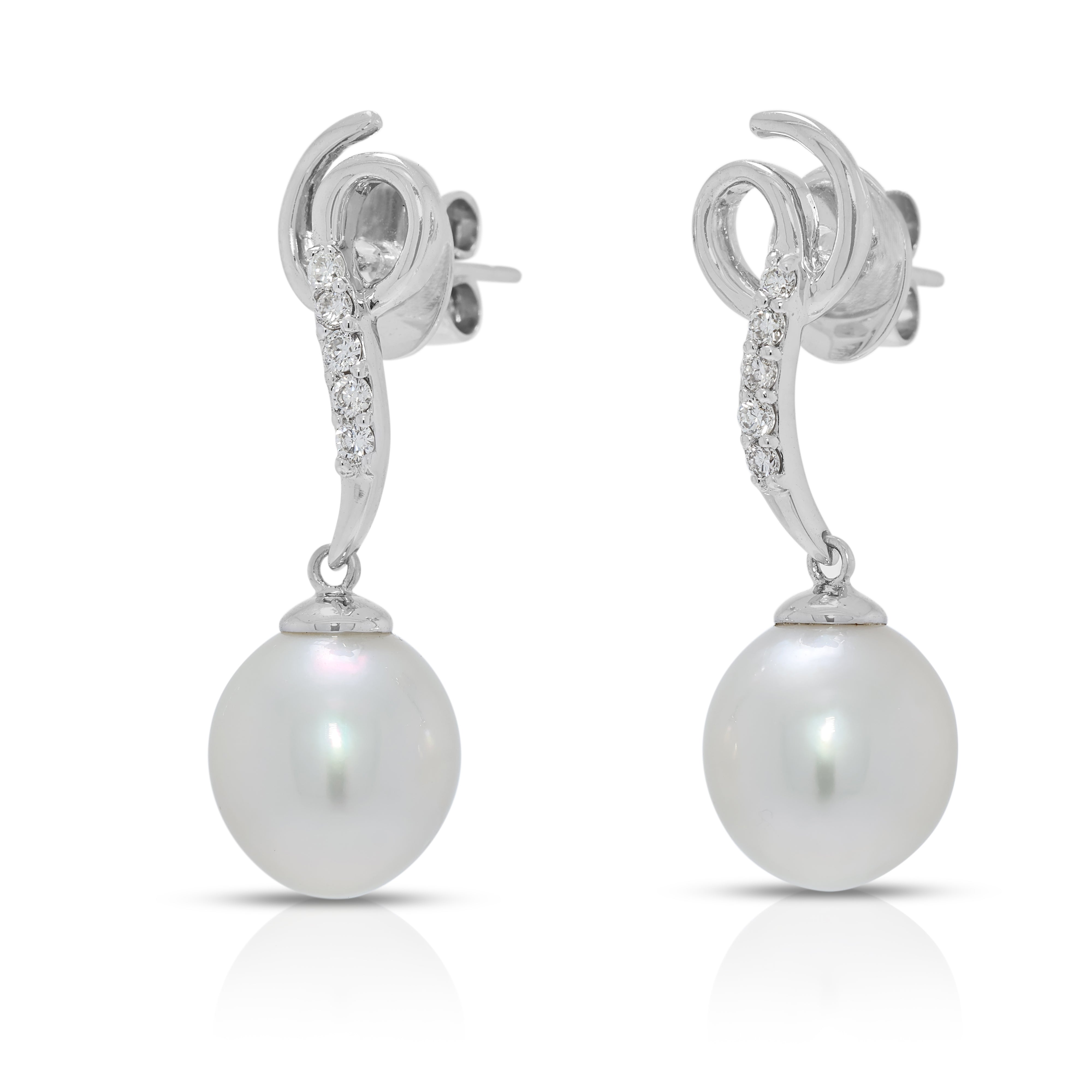 Graceful 10.1mm Freshwater Pearl & 0.1ct Natural Diamond Drop Earrings in 18K White Gold