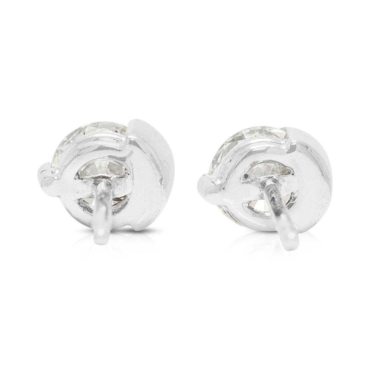 Impeccable 0.80ct Natural Diamond Solitaire Stud Earrings in 18K White Gold
