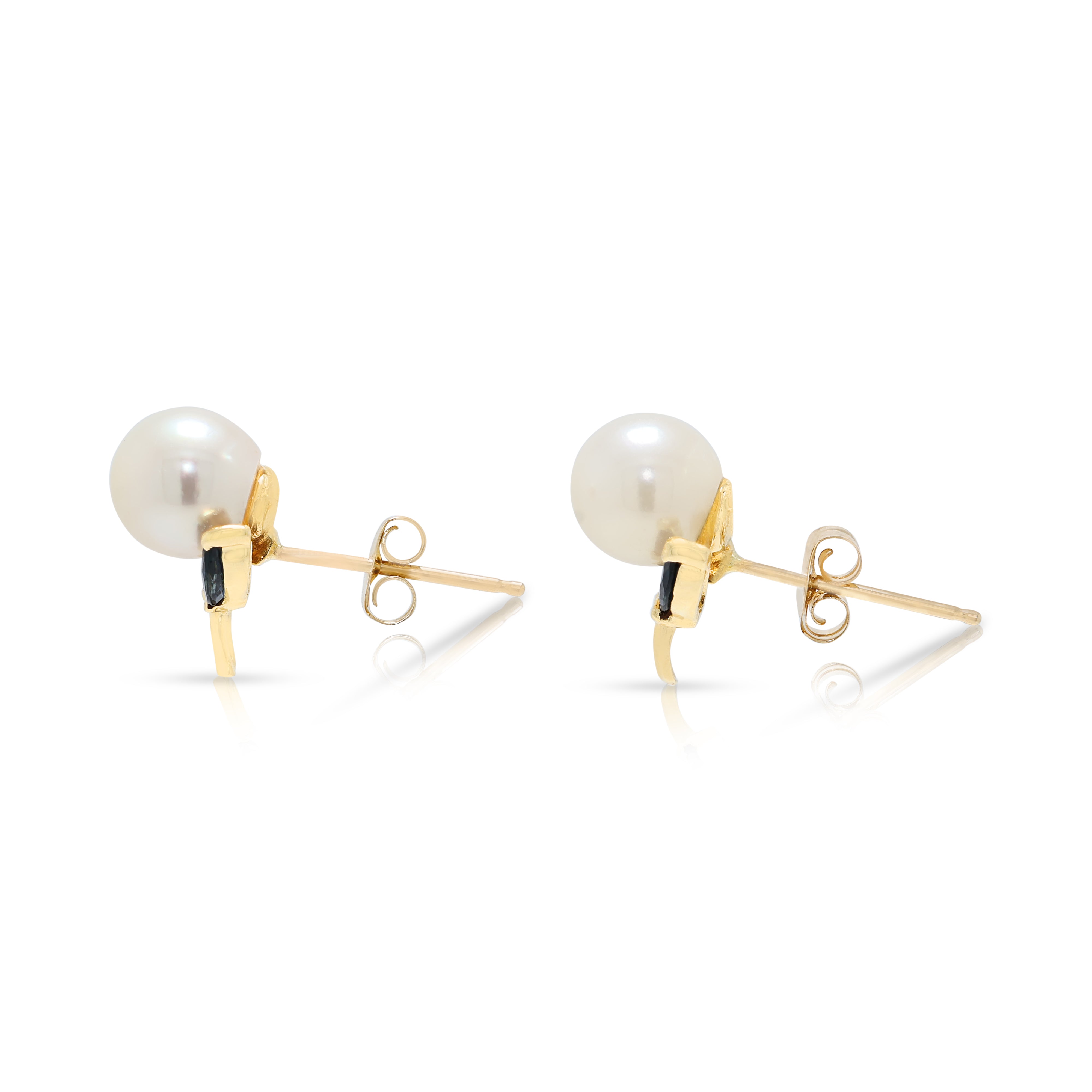 Charming Pearl and 0.12ct Sapphire Botanical Stud Earrings in 14K Yellow Gold