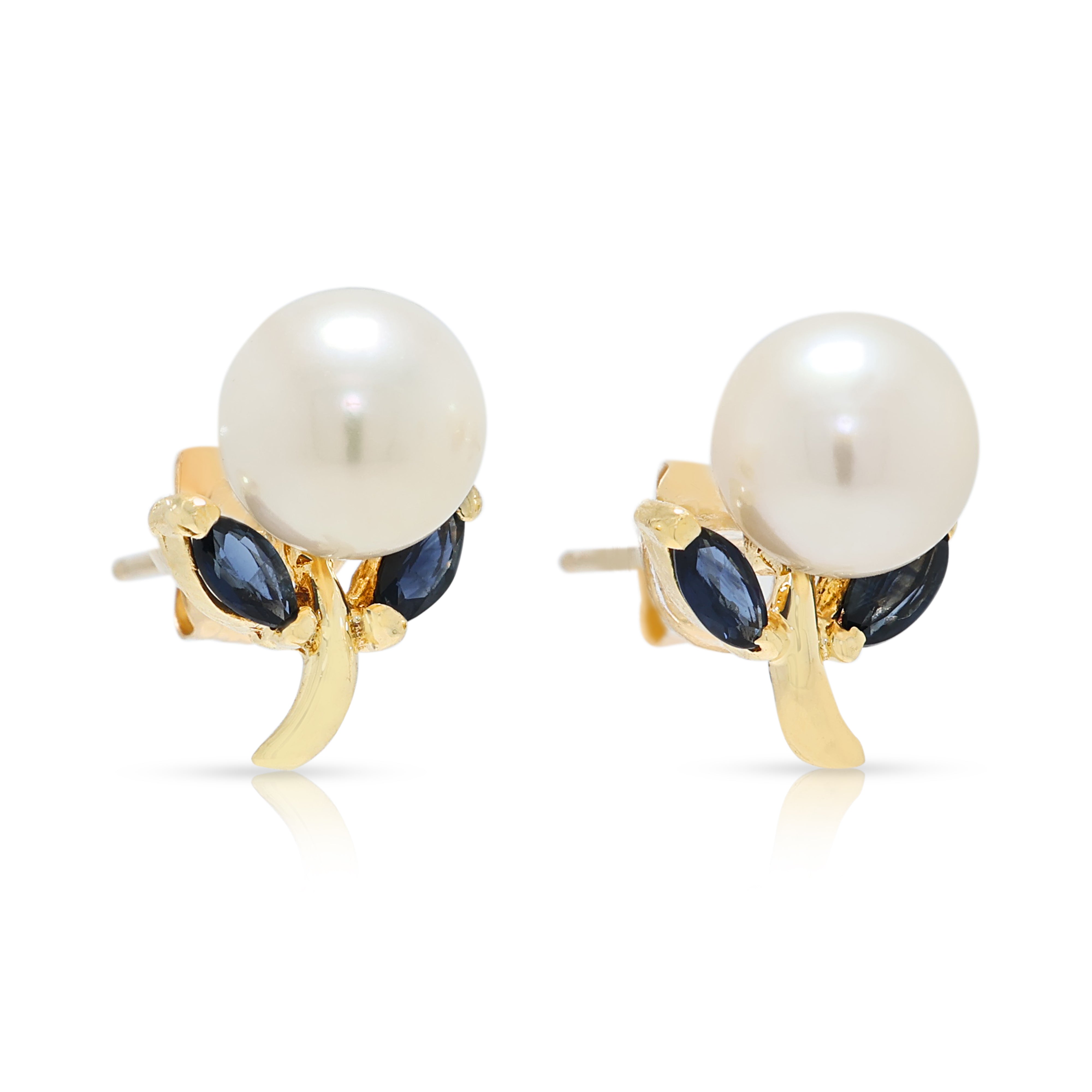 Charming Pearl and 0.12ct Sapphire Botanical Stud Earrings in 14K Yellow Gold