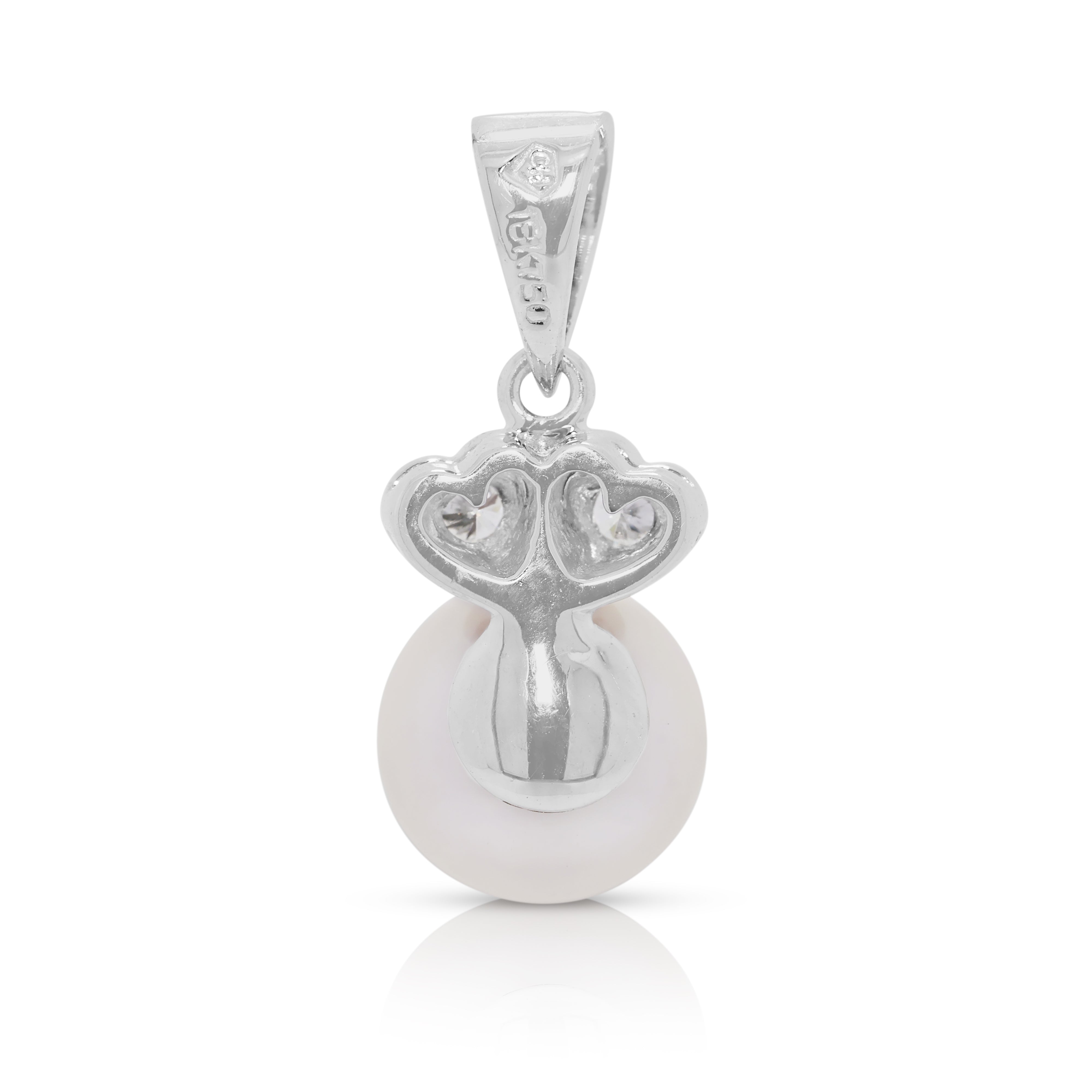 Luminous 0.08ct Natural Diamond & Akoya Pearl 18K White Gold Pendant (New)