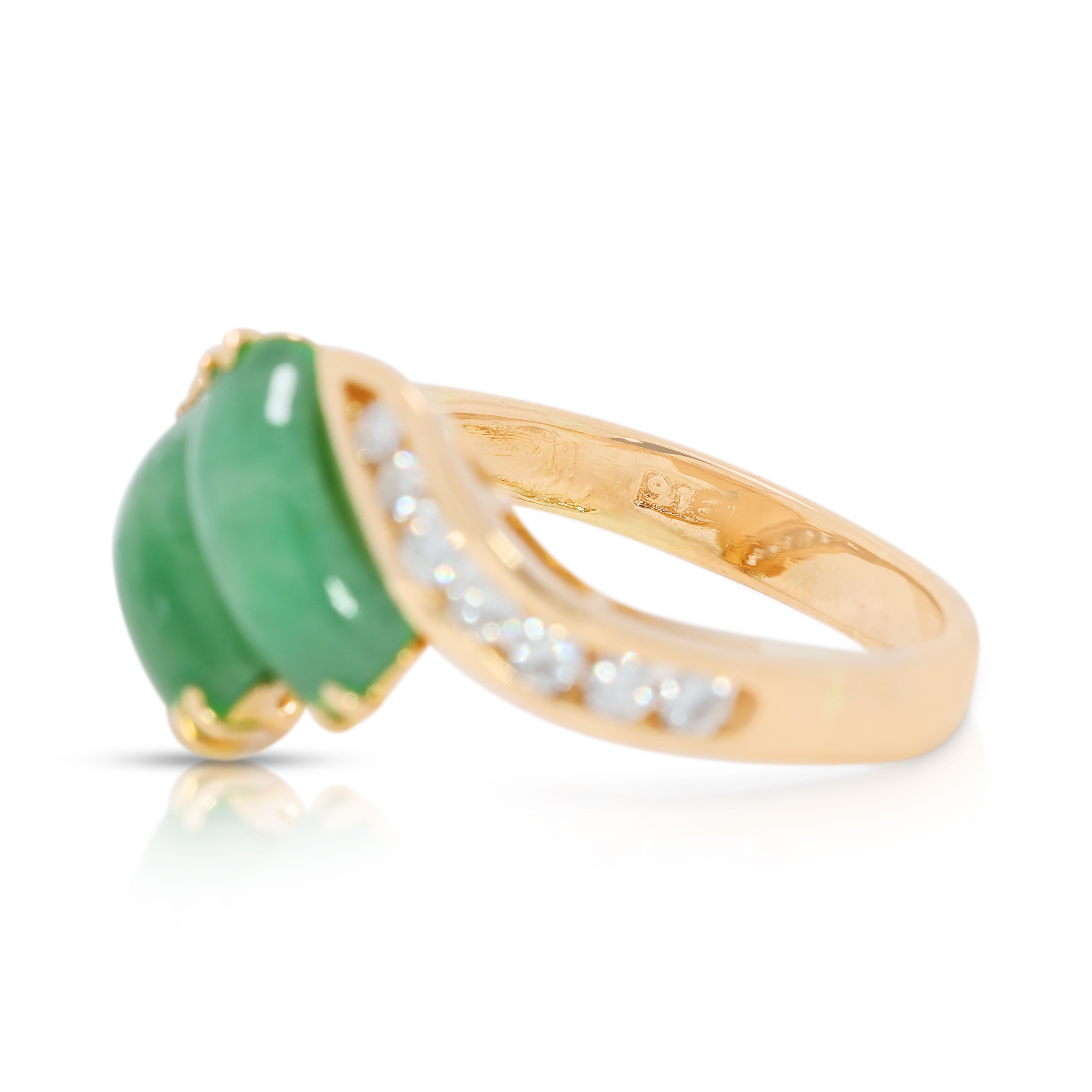 Distinctive 0.35ct Natural Diamond & Jade Twin-Stone Ring in 20K Yellow Gold