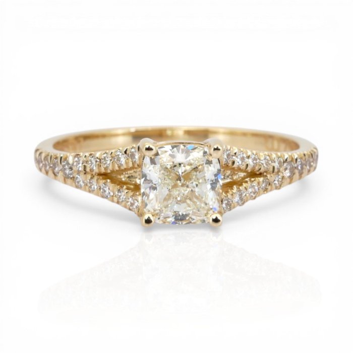 1.13 Carats GCI Certified Natural Diamond 18K Yellow Gold Pave Ring