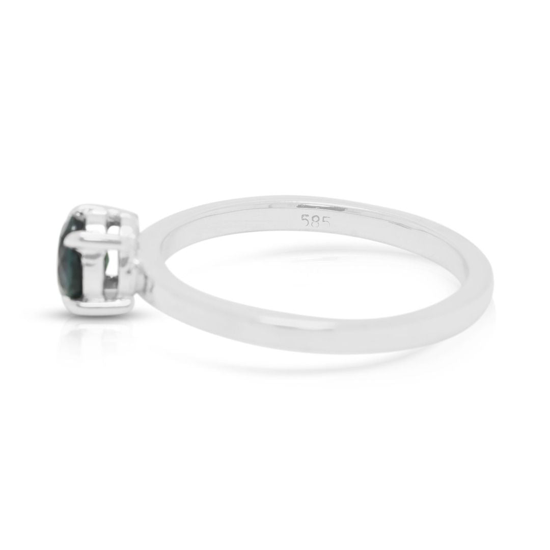 Alluring 0.9ct Sapphire Round Brilliant Solitaire Ring in 14K White Gold