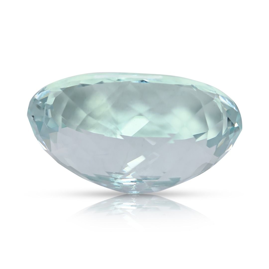 Breathtaking 22.65ct Light Blue Oval Aquamarine Loose Gemstone