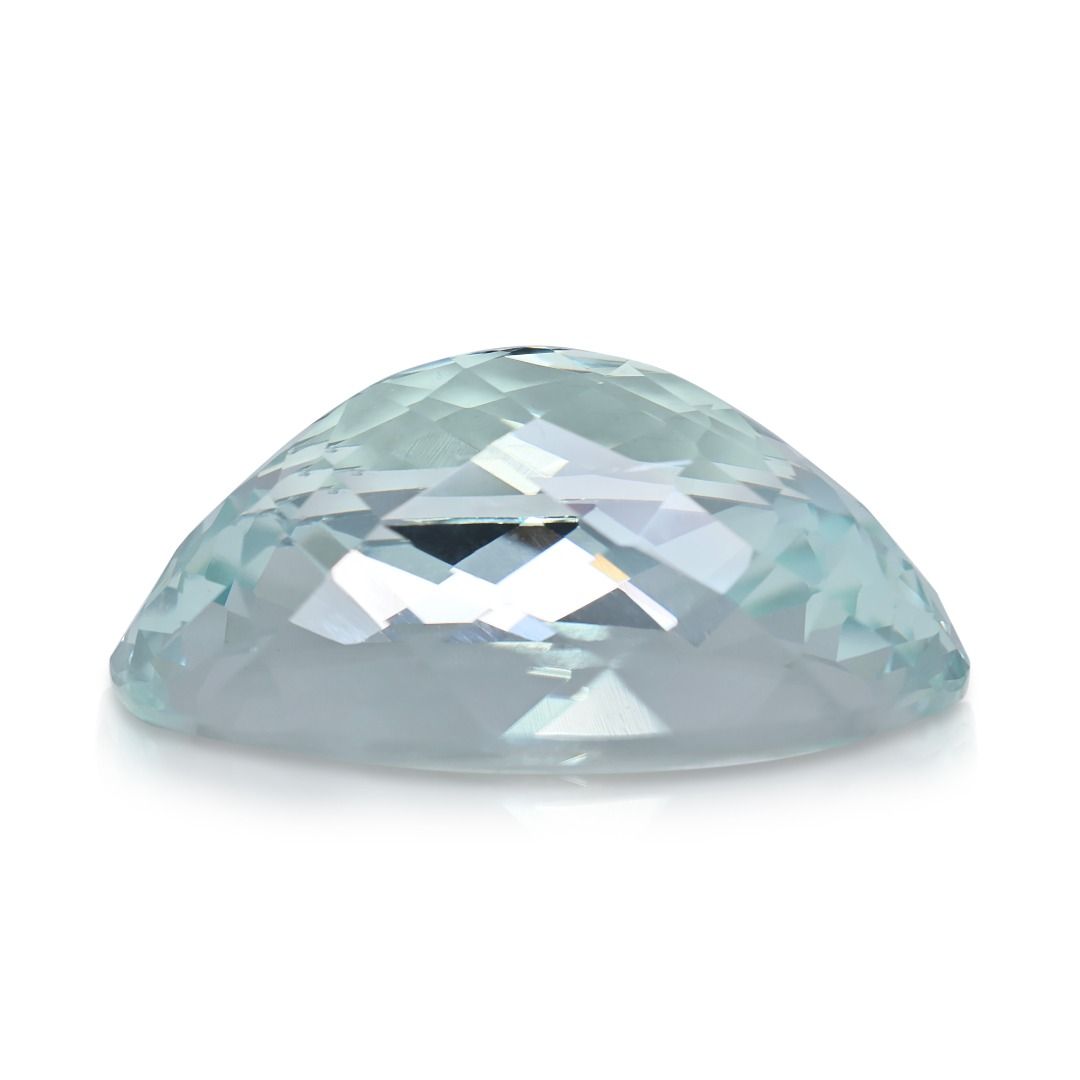 Breathtaking 22.65ct Light Blue Oval Aquamarine Loose Gemstone