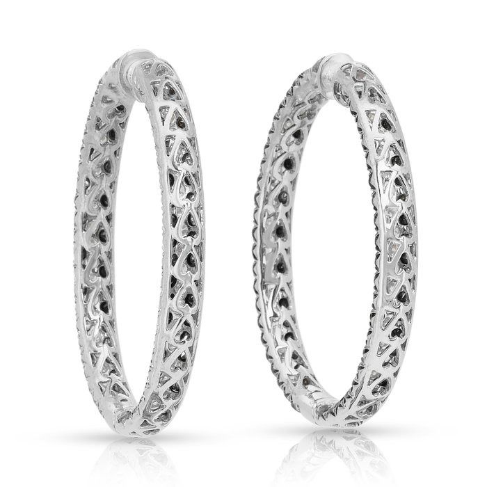 Breathtaking 9.06ct Diamonds Hoop Earrings in 18k White Gold - IGI Certified
