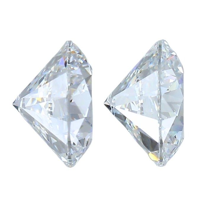 Brilliant 1.45ct Natural Pair of Round-Shaped Diamonds - IGI Certified