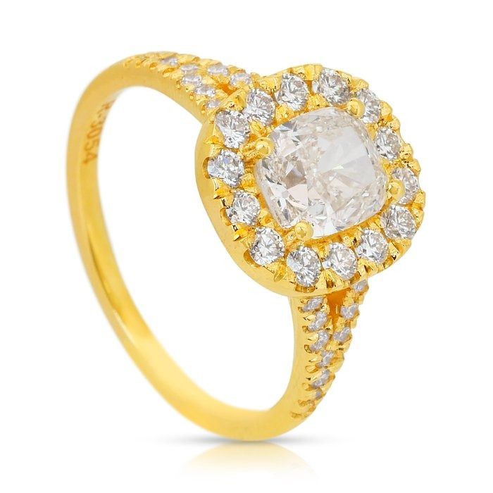 Captivating 1.51ct Diamonds Halo Ring in 18k Yellow Gold - IGI Certified