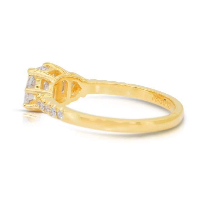 Captivating 1.62ct Diamonds 3-Stone Ring in 18k Yellow Gold - IGI Certified