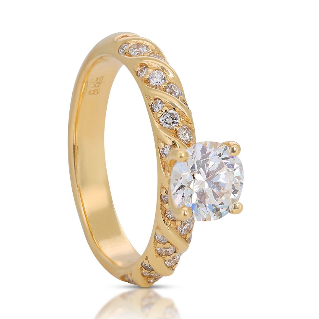 Captivating 18K Yellow Gold Diamond Ring with 0.78ct Round Brilliant Natural Diamond