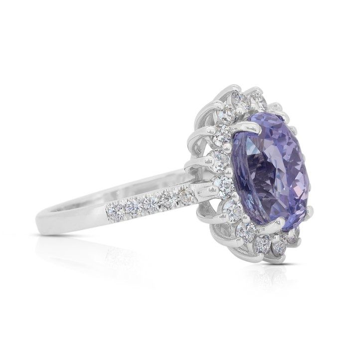 Captivating 5.57ct Sapphire and Diamonds Cluster Ring in 18k White Gold - IGI Certified