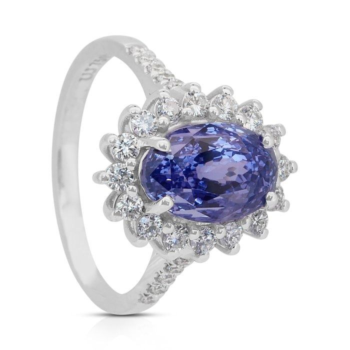 Captivating 5.57ct Sapphire and Diamonds Cluster Ring in 18k White Gold - IGI Certified