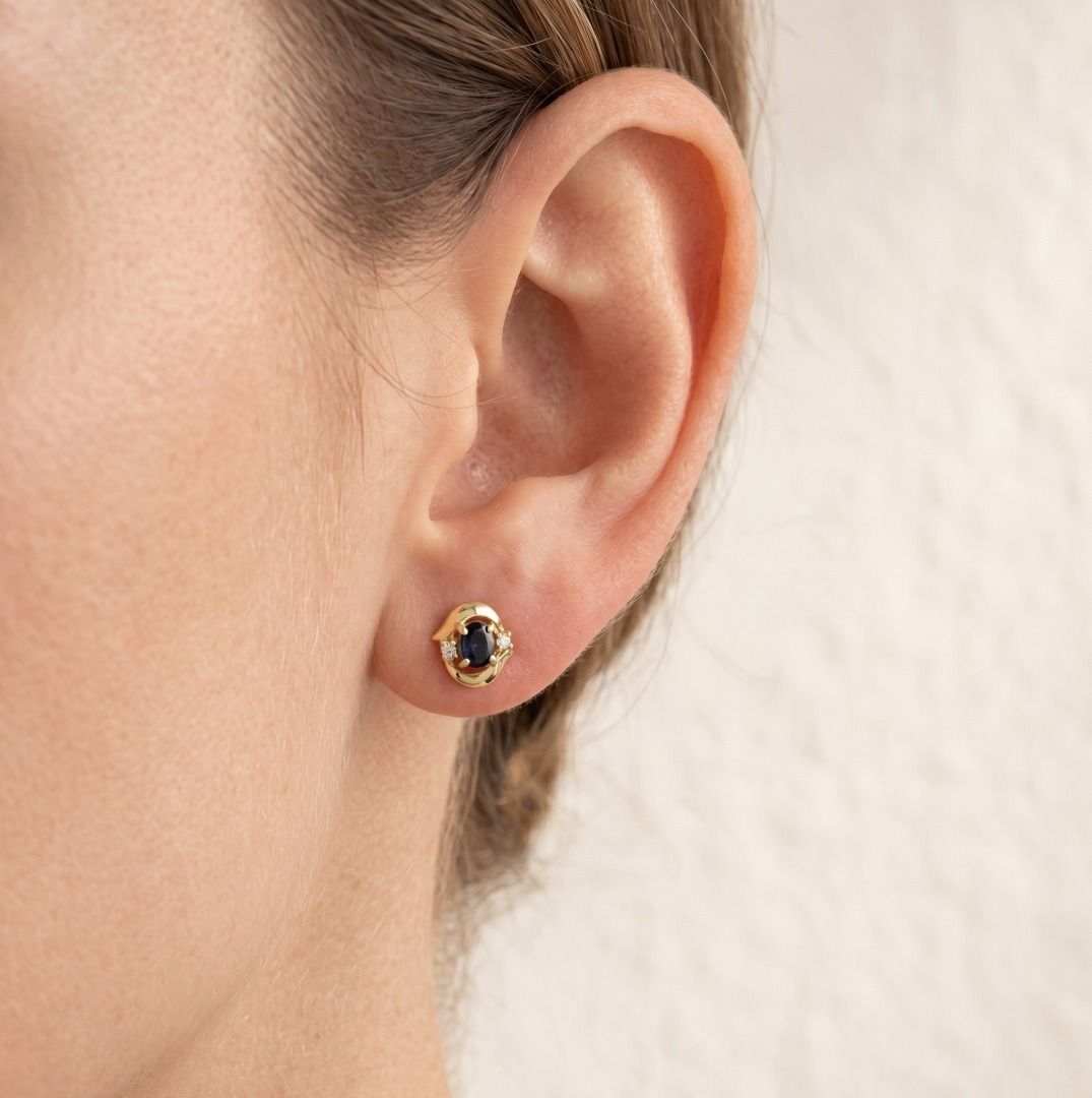 Charming 0.20ct Sapphire with 0.02ct Natural Diamond Stud Earrings in 18K Yellow Gold