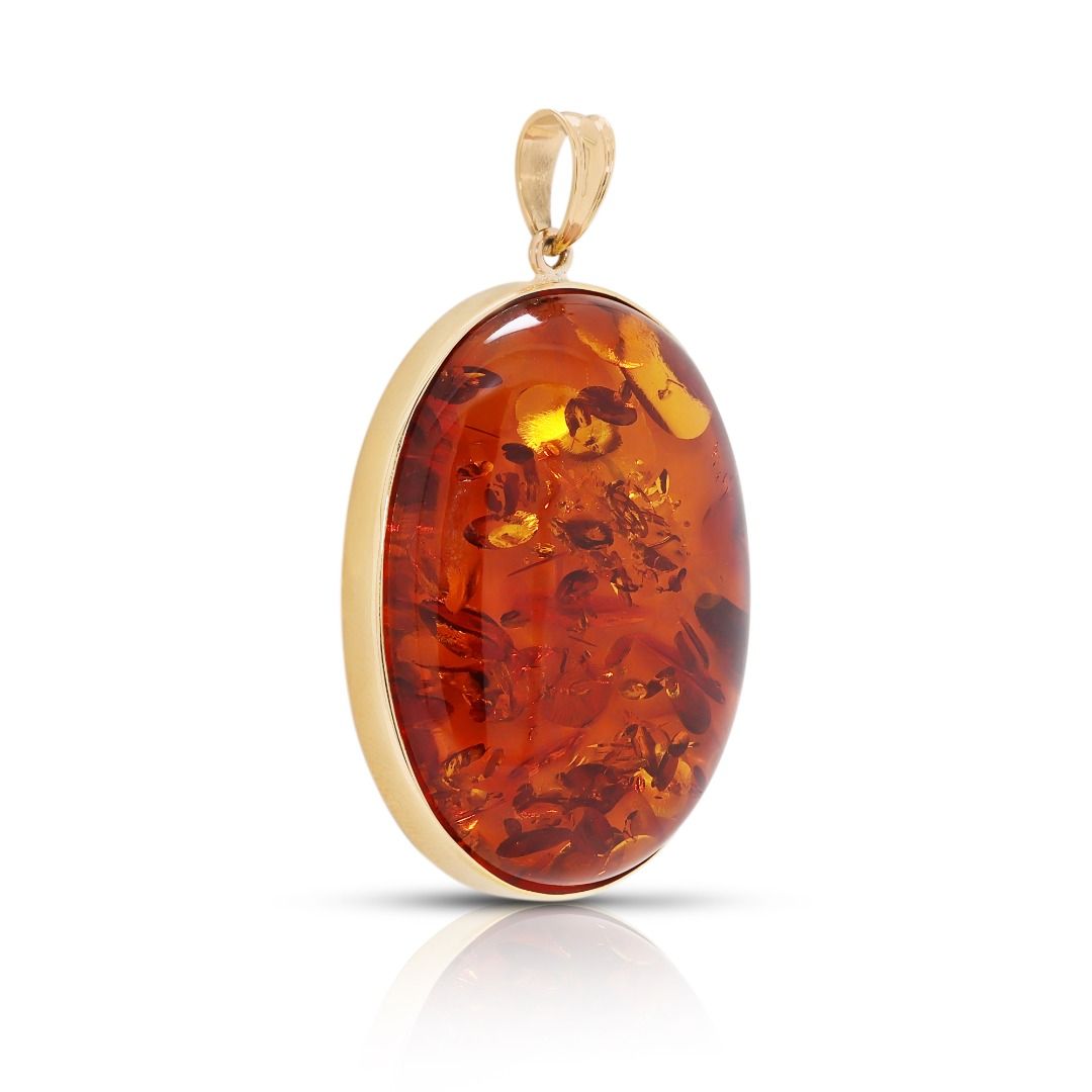 Chroma Oval Amber Pendant in 18K Yellow Gold