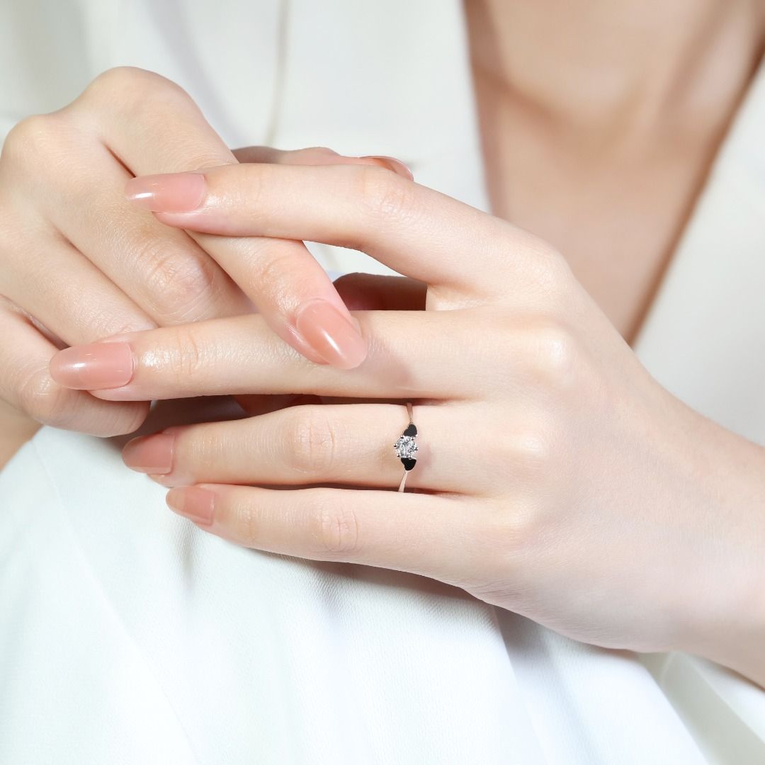 Classic 0.36ct Diamond Solitaire Ring in Platinum