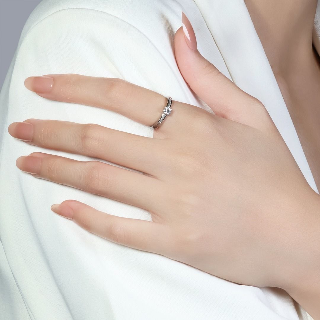 Dazzling 0.28 carat Natural Diamond Engagement Ring in 18K White Gold