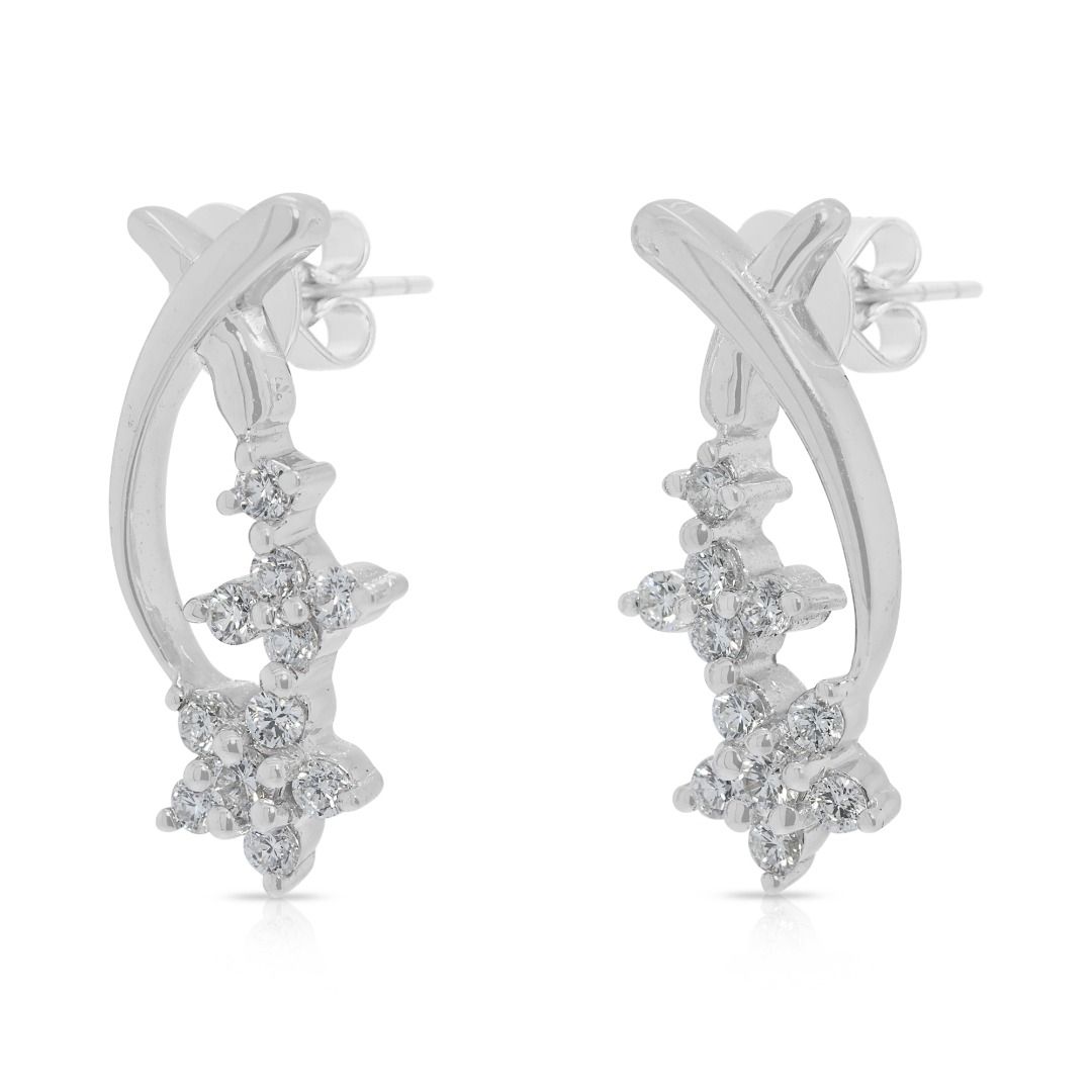 Dazzling 0.70ct Natural Diamond Flower Cluster 18K White Gold Earring and Pendant Set (New)