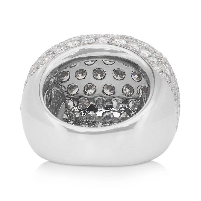Dazzling 13.88ct Diamonds Cocktail Ring in 18k White Gold - IGI Certified