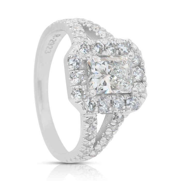 Dazzling 1.81ct Diamonds Halo Ring in 18k White Gold - IGI Certified