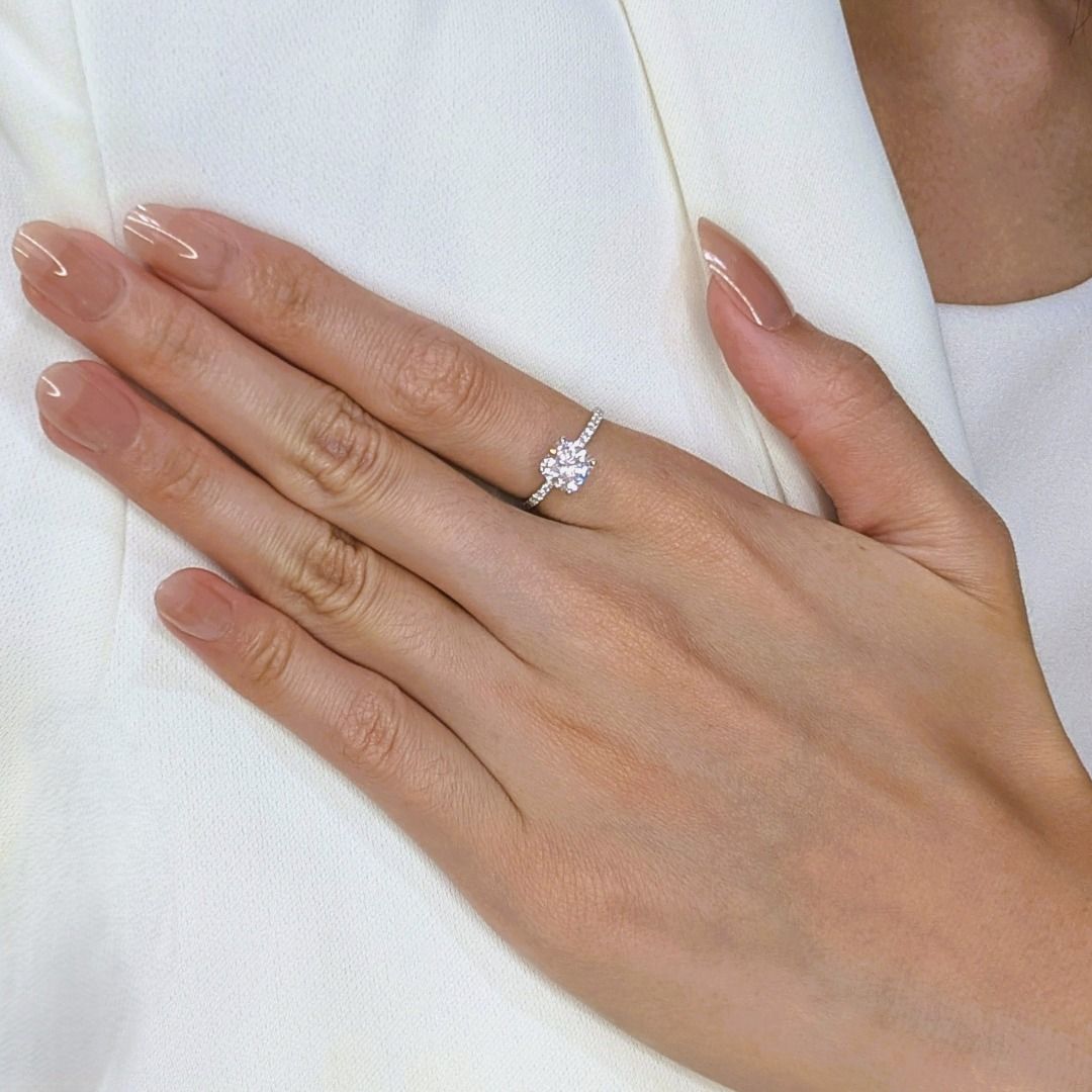 Dazzling 18K White Gold Pave Ring with 1.78ct Natural Diamonds - GIA Certificate