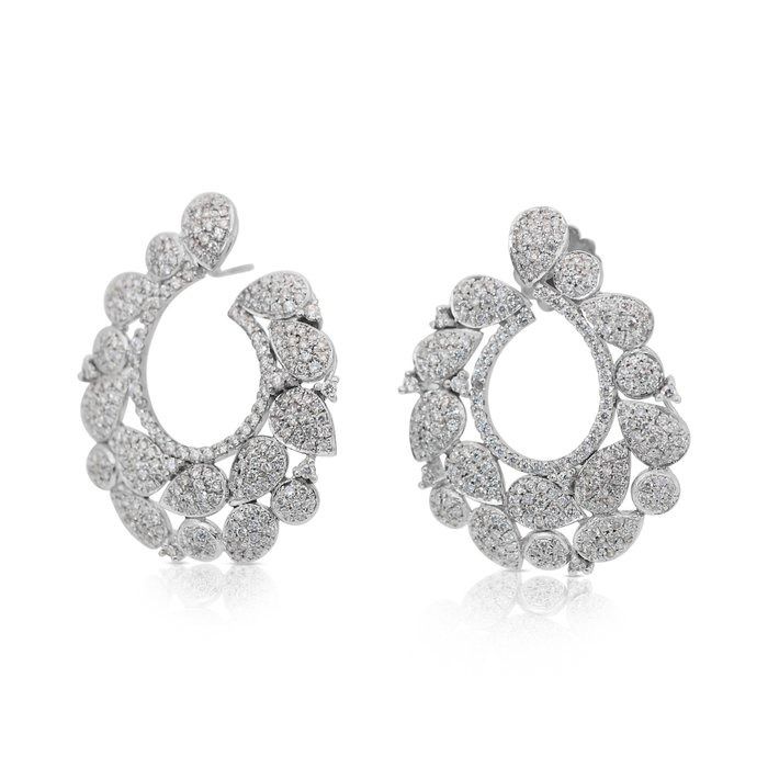 Dazzling 5.87ct Diamonds Earrings in 18k White Gold - IGI Certificate