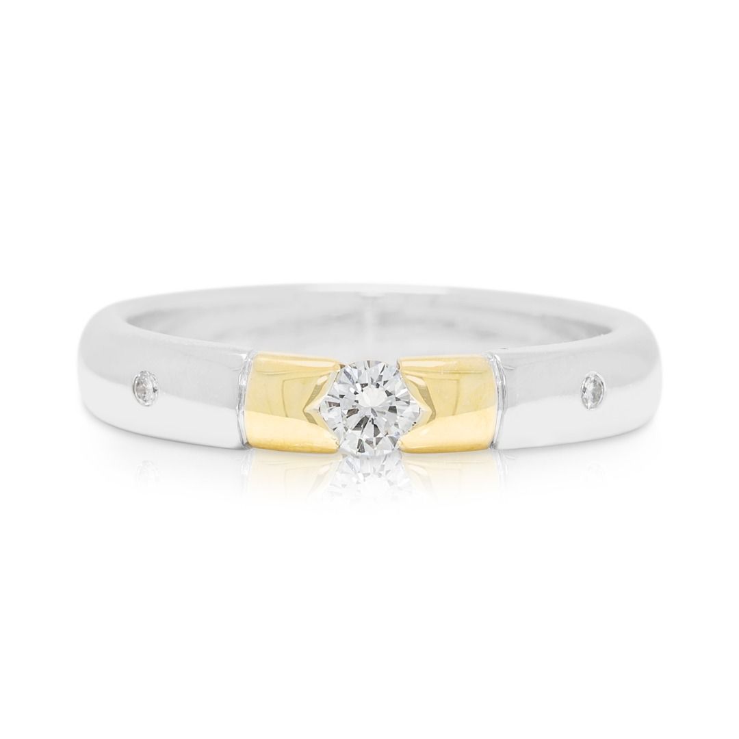 Eleganter 0,15 Karat natürlicher Diamant Ring mit drei Steinen im Rundschliff in 18K zweifarbigem Gold