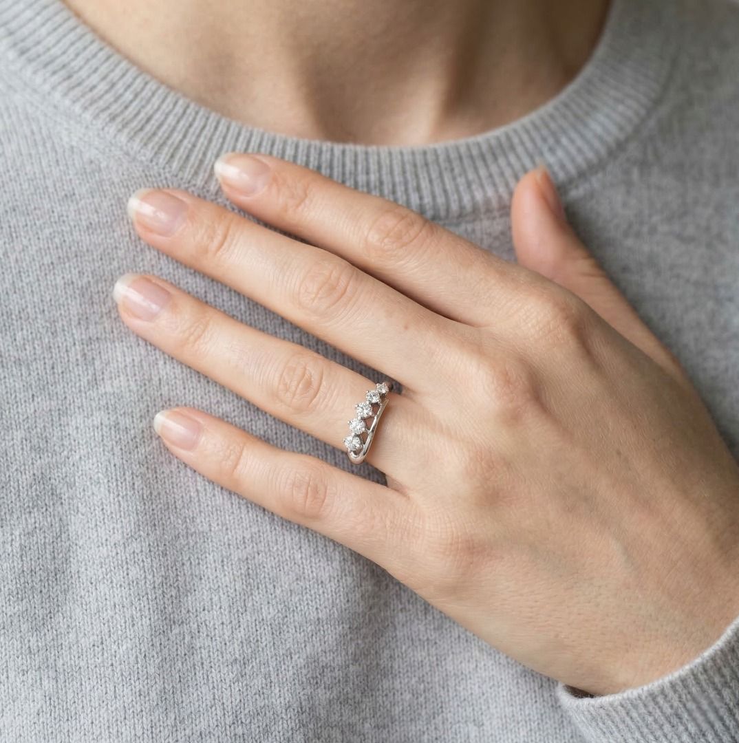 Elegant 0.27ct Natural Diamond Five-Stone Ring in 18K White Gold