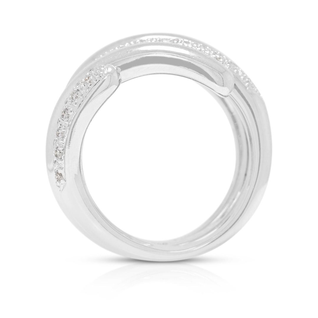 Eleganter Wickelring aus 18K Weißgold mit mehreren Bändern und 0,44 Karat runden Brillanten