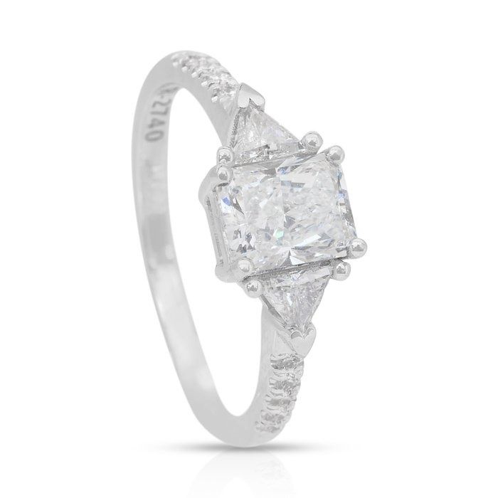 Elegant 1.33ct Diamonds 3-Stone Ring in 18k White Gold - IGI Certified