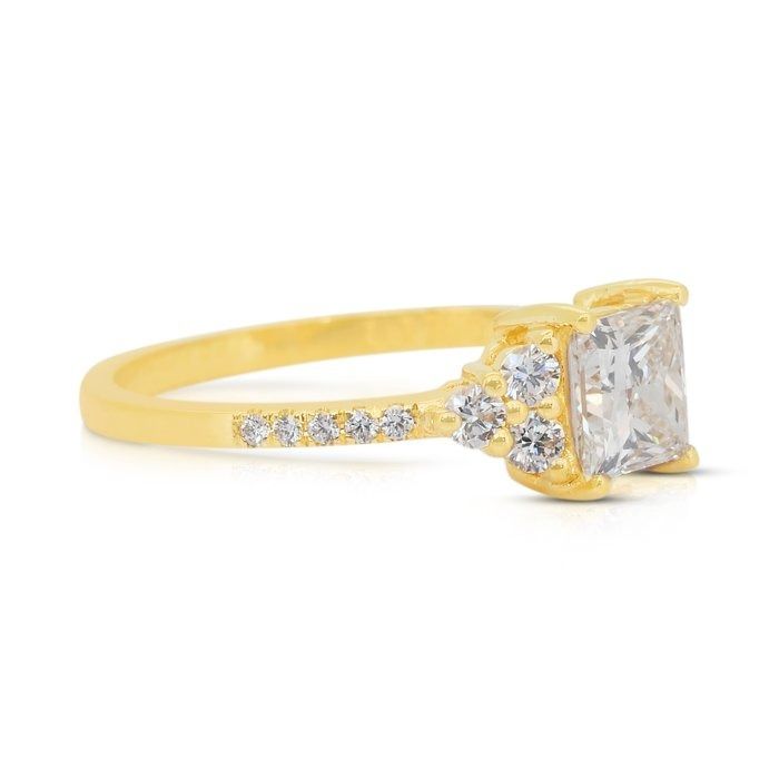 Elegant 1.36ct Diamonds Ring in 18k Yellow Gold - IGI Certified