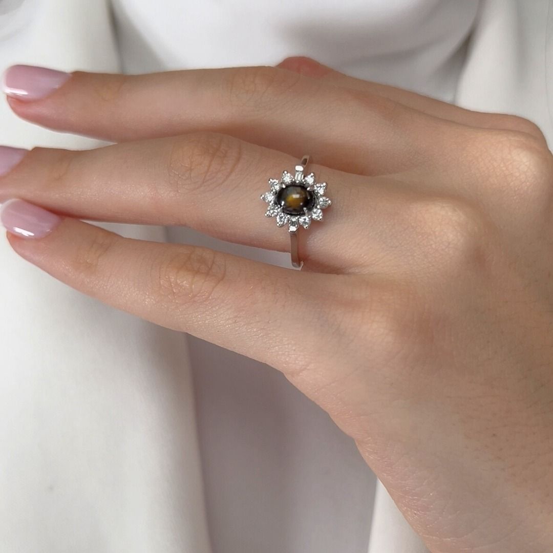 Elegant 1.58ct Star Sapphire and Diamonds Halo Ring in 14k White Gold - IGI Certified