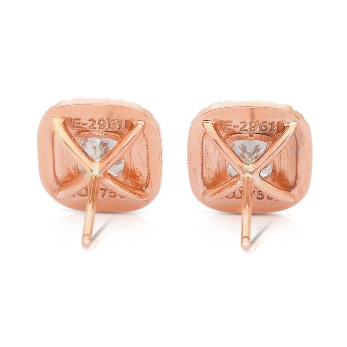 Elegant 2.67ct Diamonds Stud Earrings in 18k Rose Gold - IGI Certified