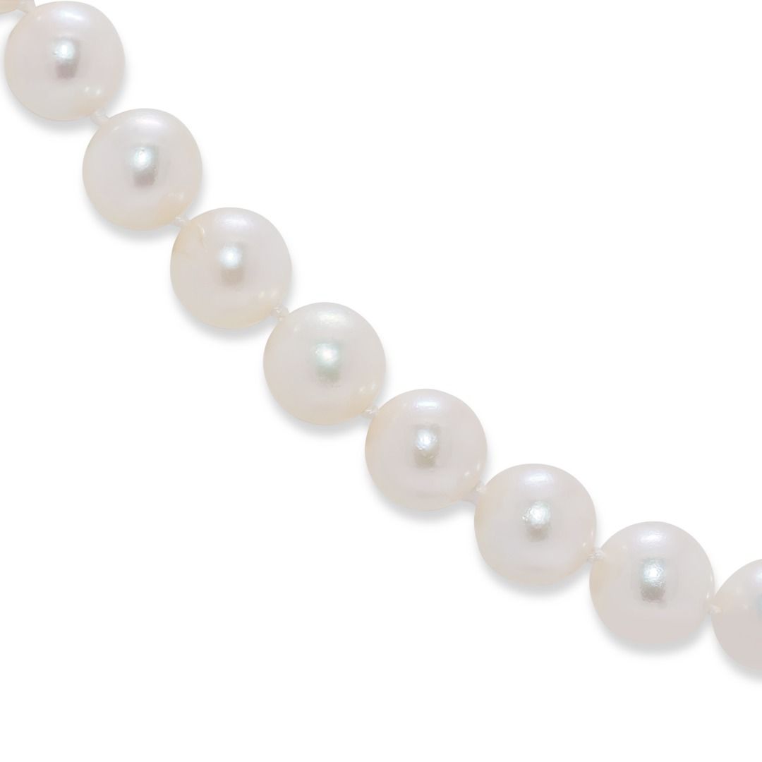 Elliott and Carmen 6.88 to 7.01mm Akoya Pearl Necklace in 14K White Gold (new-unworn)