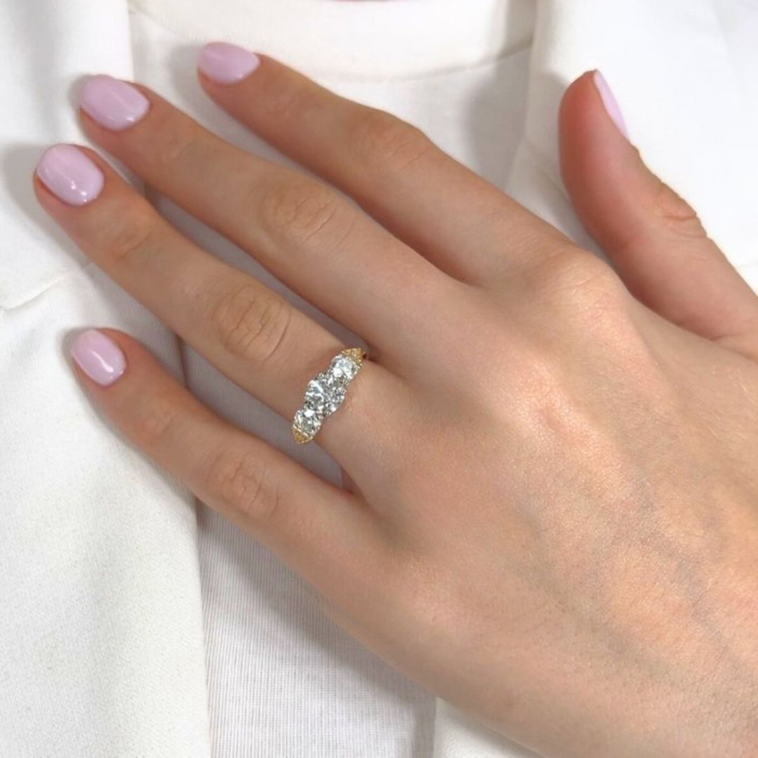 Exquisite 2.04ct Diamonds 3-Stone Ring in 18k Yellow & White Gold - IGI Certified