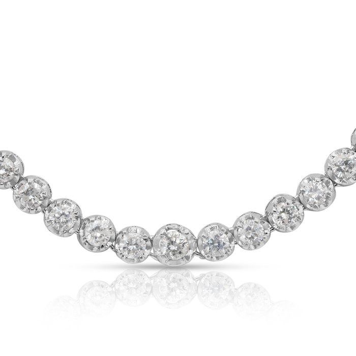 Exquisite 7.30ct Natural Diamonds Necklace in 18k White Gold - IGI Certified