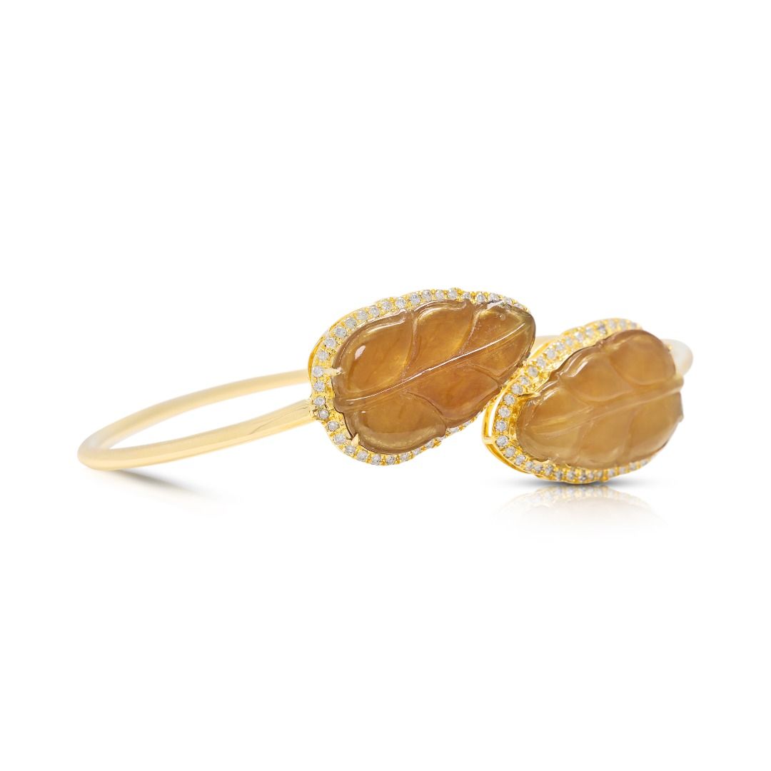 Exquisite Honey Yellow Jade with 0.42ct Diamonds Bangle in 18K Yellow Gold