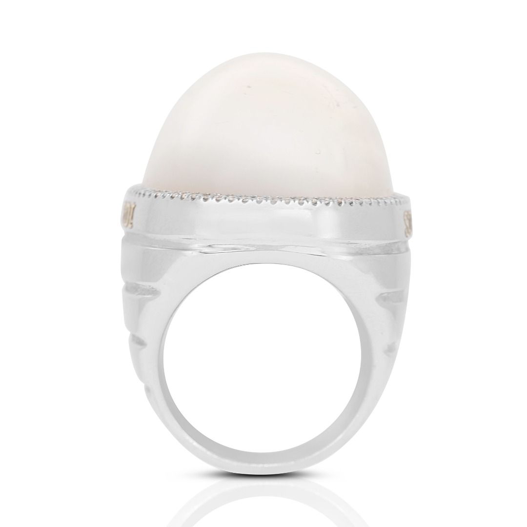 Exquisite Opal Ring with 0.80ct Side Diamonds in 18K White Gold