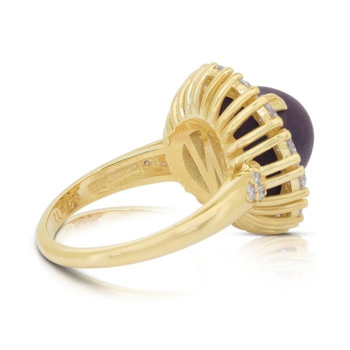 Eye-Catching 12.52ct Sapphire and Diamonds Cocktail Ring in 18k Yellow Gold - GIA Certified