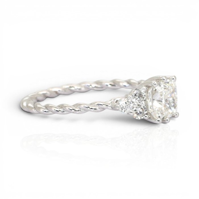 1.34 Carats IGI Certified Natural Diamond 18K White Gold 7-Stone Ring