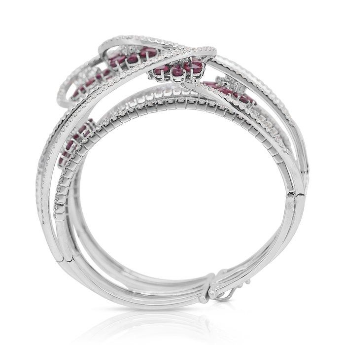Fascinating 14.60ct Rubies and Diamonds Bracelet in 18k White Gold - IGI Certified