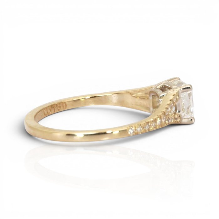 1.19 Carats IGI Certified Natural Diamond 18K Yellow Gold Pave Ring