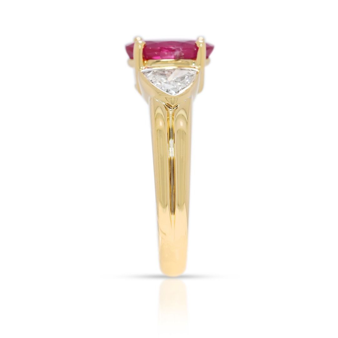 Fiery 2.18ct Ruby & Trillion Diamond Ring in 18K Yellow Gold
