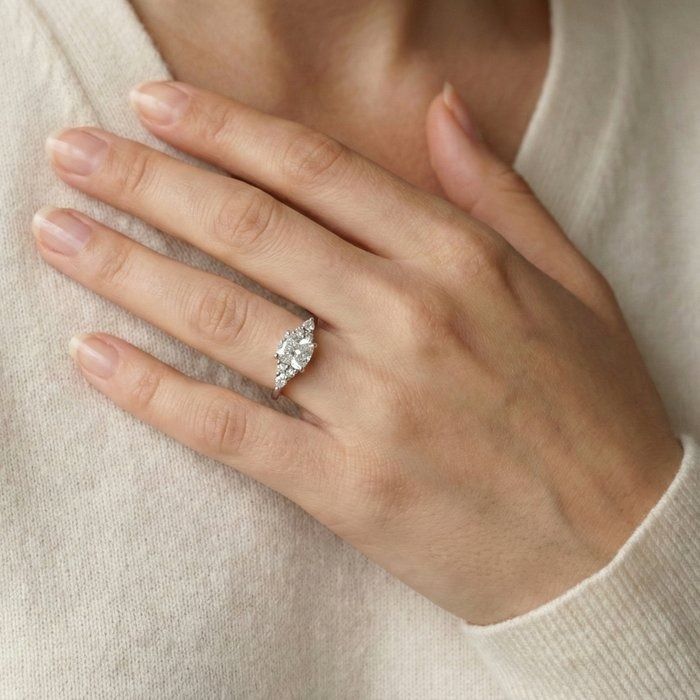 GIA Certified 1.26ct Diamonds 7-Stone Ring in 18k White Gold